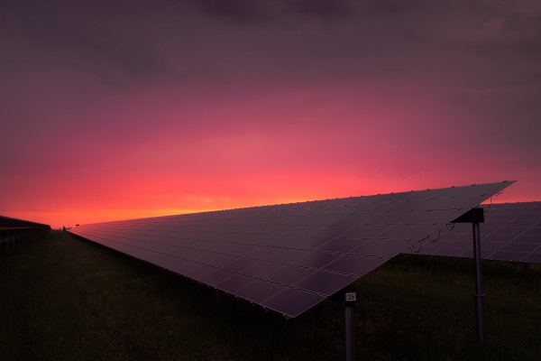 Solar photovoltaic (PV) power plant: construction under EPC contracts and project cost Solar photovoltaic (PV) power plant: construction under EPC contracts and project cost