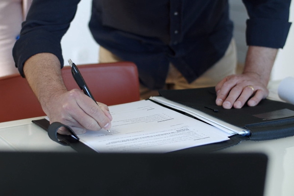 How to secure contractual obligations in investment practice How to secure contractual obligations in investment practice